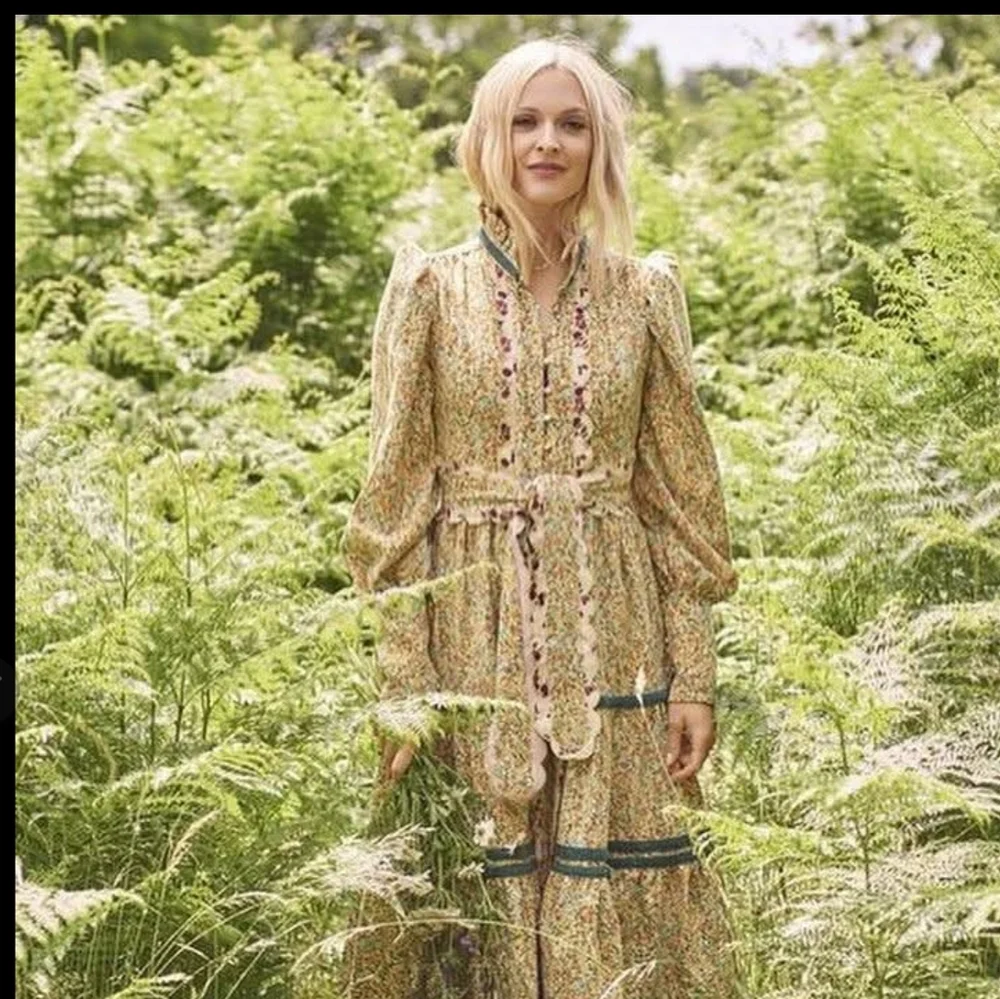 CeliaB Pacific Floral Midi Dress - Picture 3 of 16